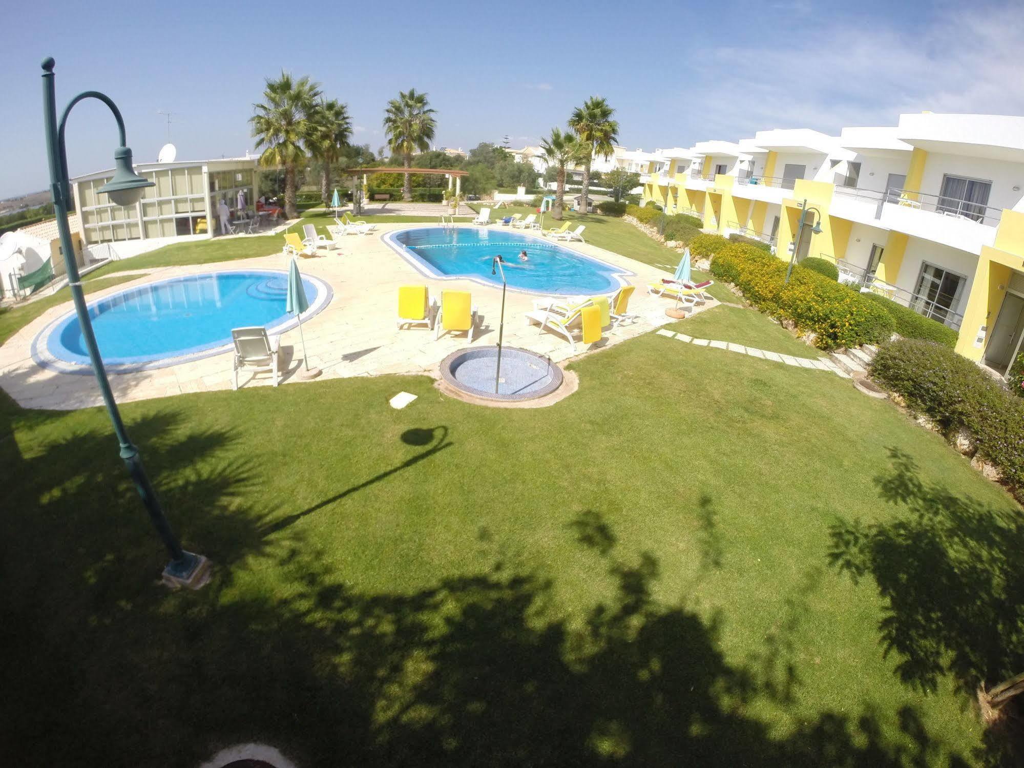 Apartamentos Santa Teresinha Alvor Zewnętrze zdjęcie